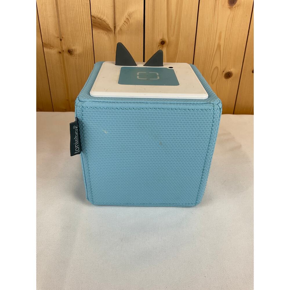Toniebox Kids Audio Player, Starter Speaker Unit and Charger Only w/ Tote Bag - Picture 7 of 11